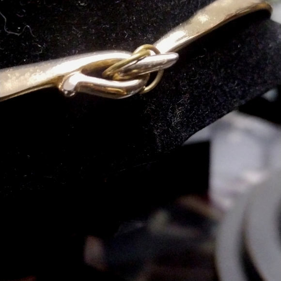 GAY BOYER  GOLD NECKLACE CHOKER - Picture 3 of 4